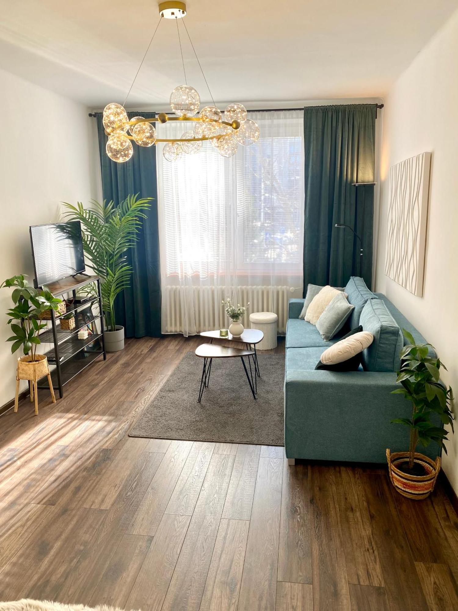 James Dean Apartment - Next To Nivy Bus Station & Mall 브라티슬라바 외부 사진